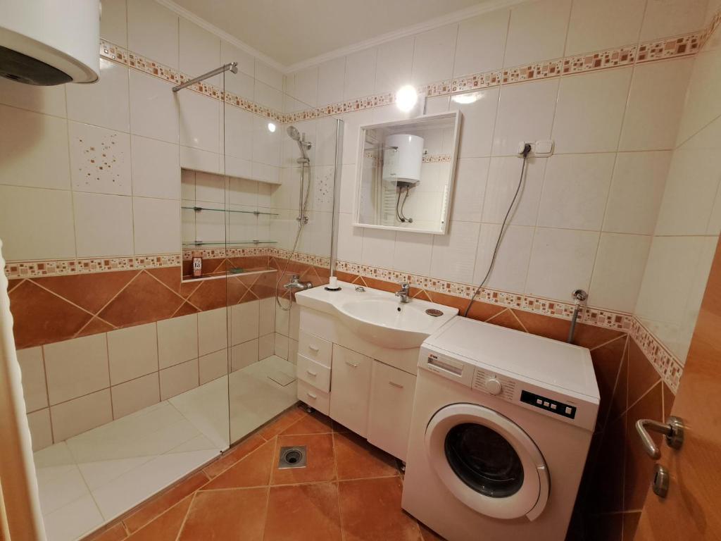Charming Celje City Center Apartment Екстериор снимка